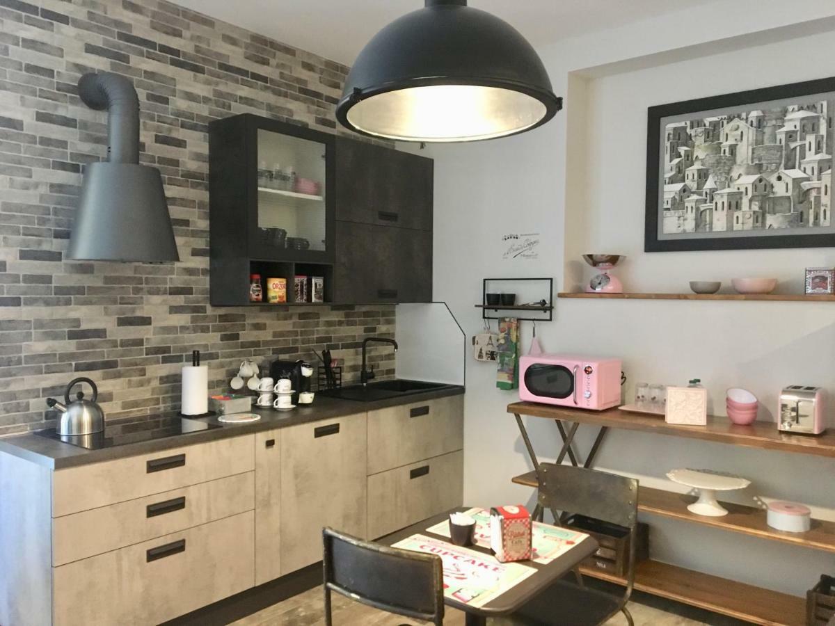 Industrial Chic House - Private Parking Orvieto Exterior foto